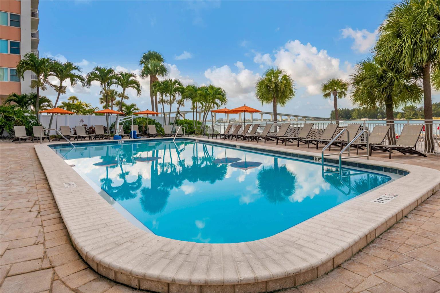 Dolphin Sands Clearwater Beach an Ascend Collection Hotel - photo 40