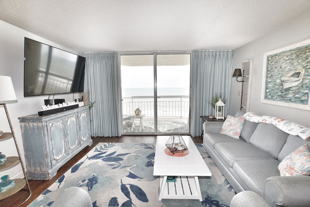 0602 Waters Edge Resort Studio Bedroom Condo by RedAwning - photo 17