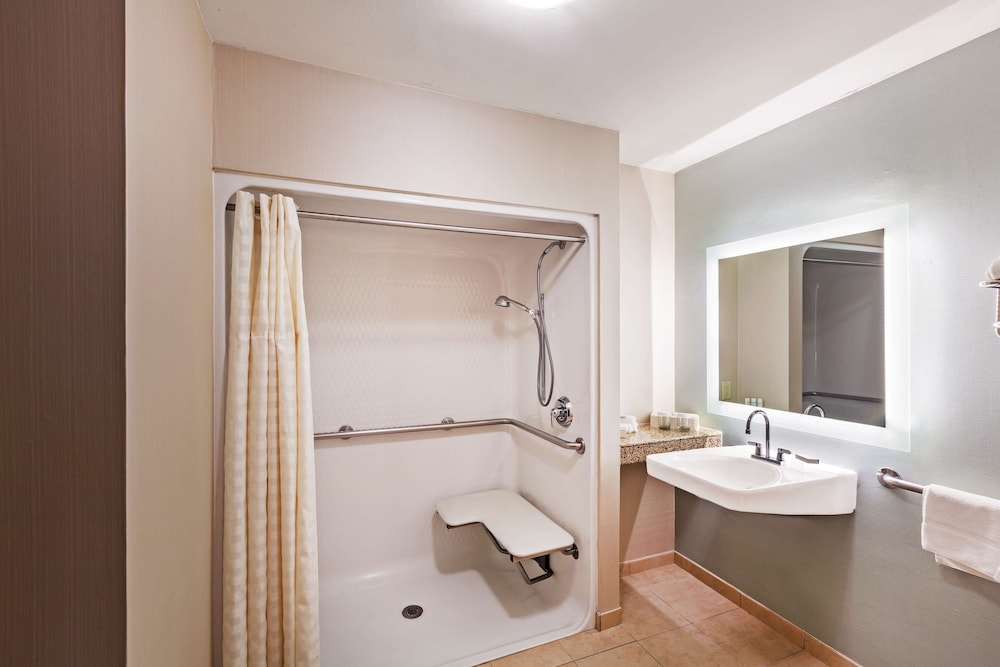 Homewood Suites by Hilton Brownsville - photo 18