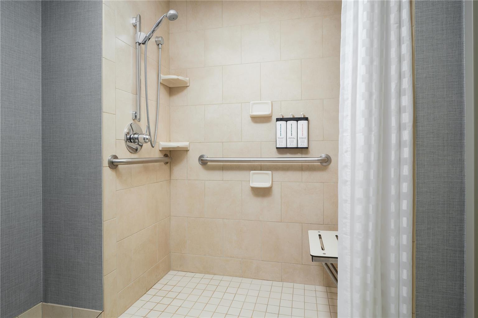 Hyatt Place Grand Rapids South - photo 17