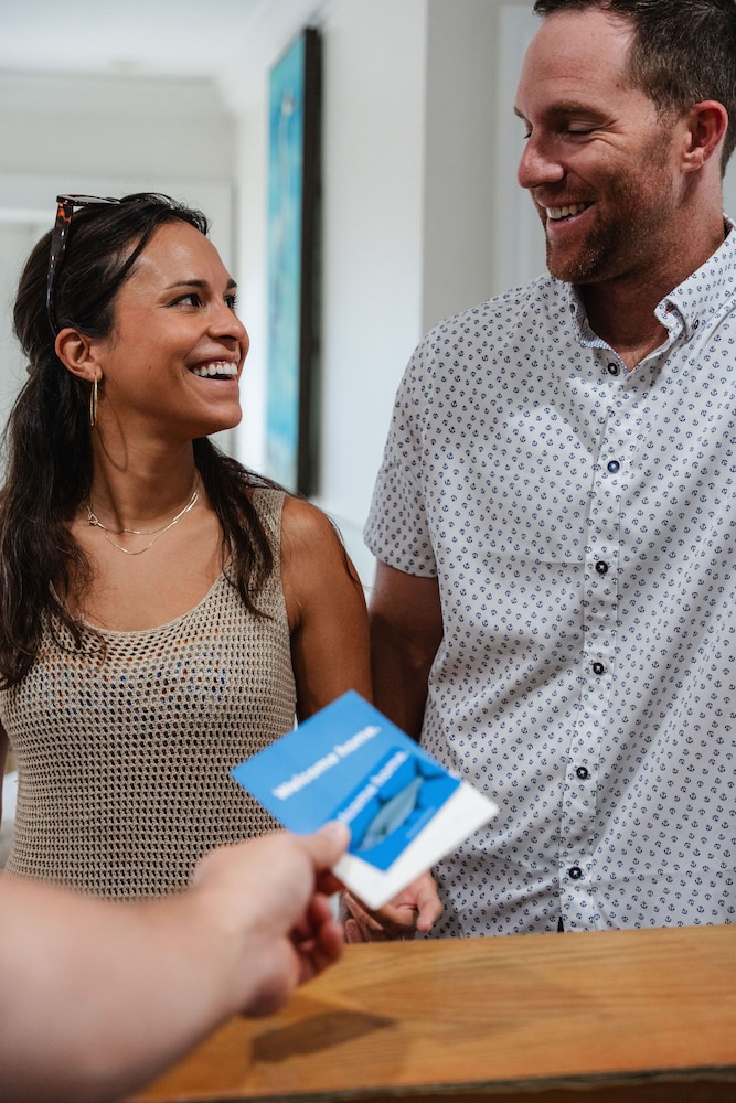 Hadley Resort and Marina - photo 4