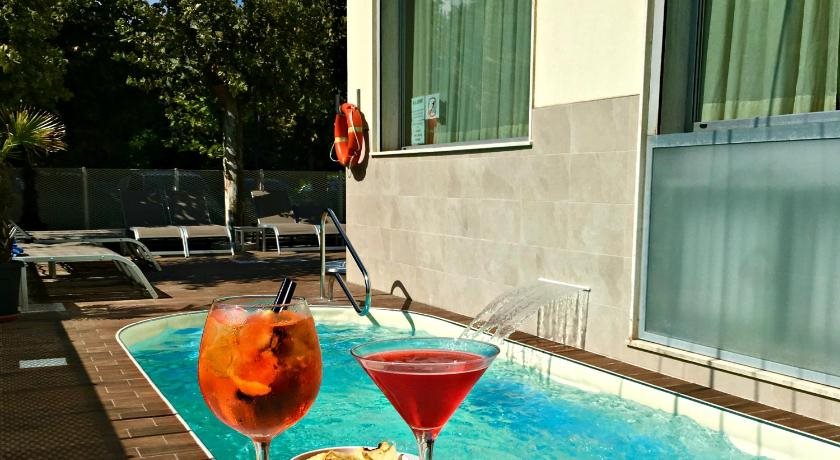 Daniel Apartments — 4-Star Luxury Hotel in Rimini, Italy