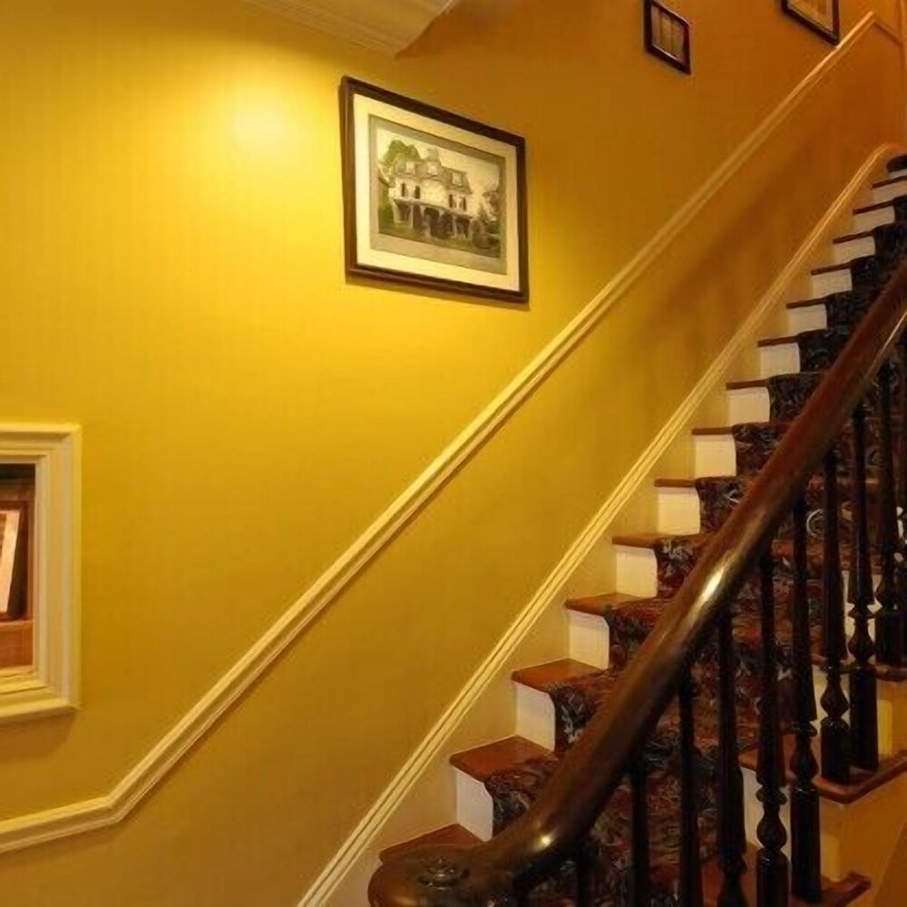 Logan Inn - photo 22