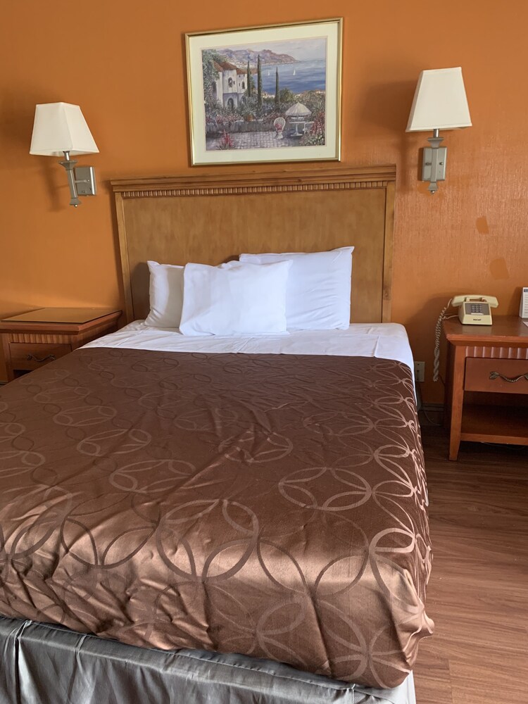 Grandpark Inn - photo 12