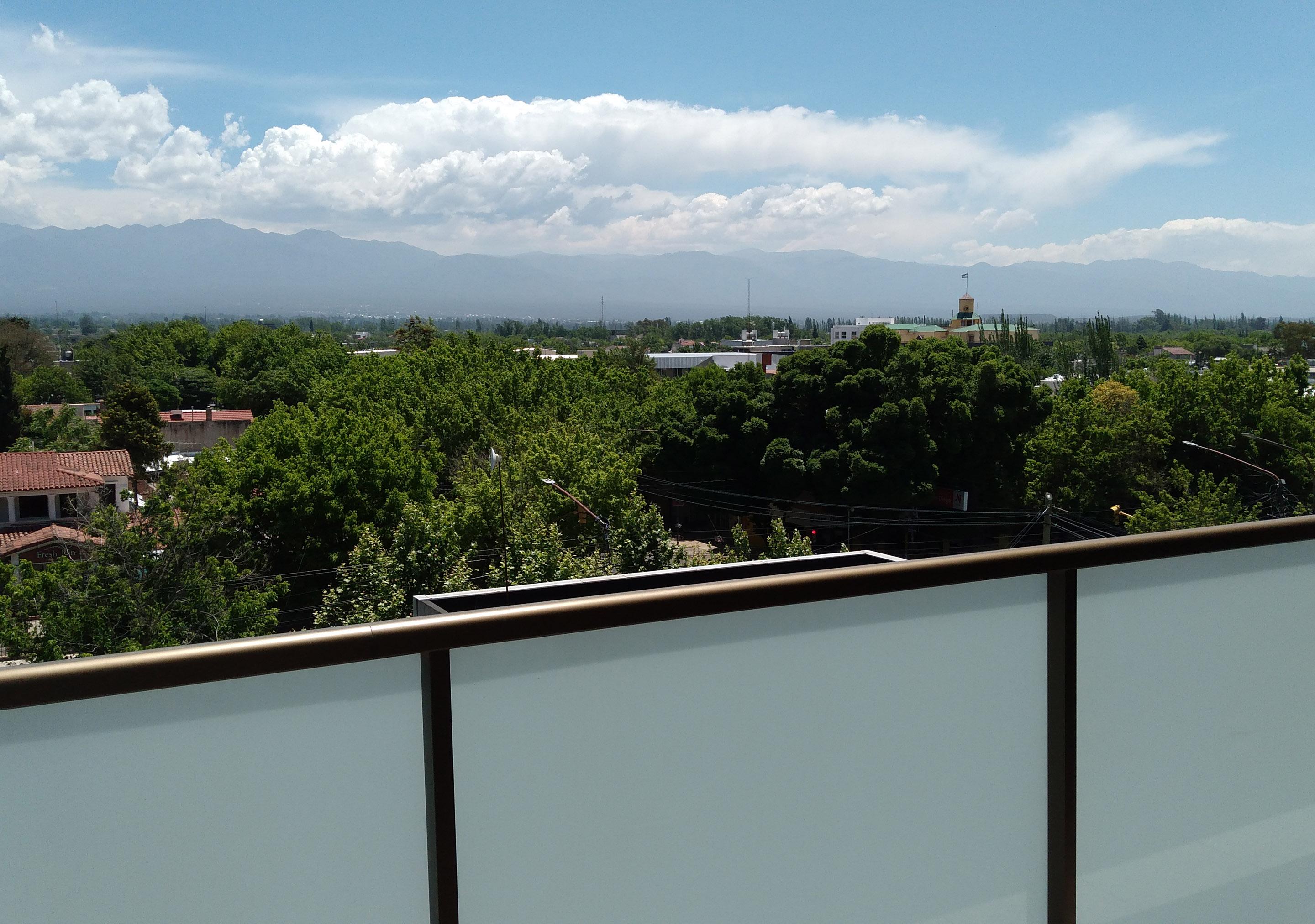 Apart Hotel Quijote by DOT Suites in Mendoza, Argentina