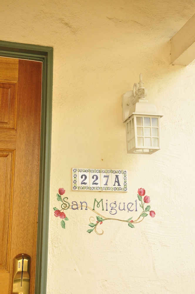 The Eagle Inn - photo 214