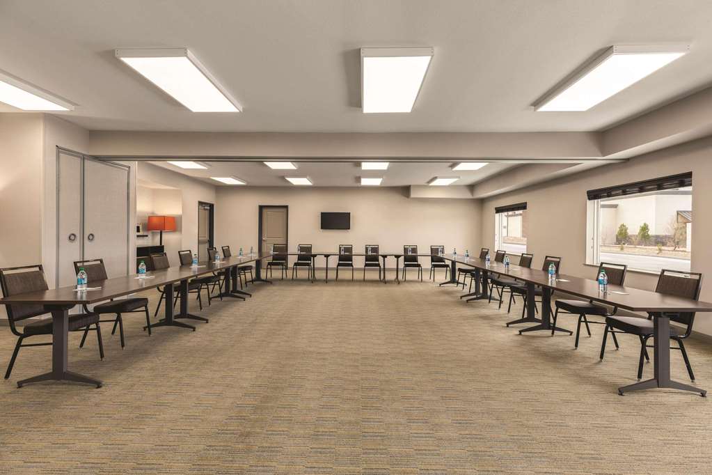 Country Inn & Suites by Radisson Lubbock Southwest TX - photo 15