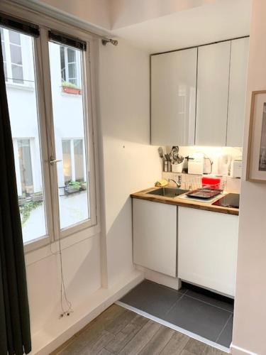 Luxury apartment in Paris Montorgueil — 4-Star Luxury Hotel in Paris, France