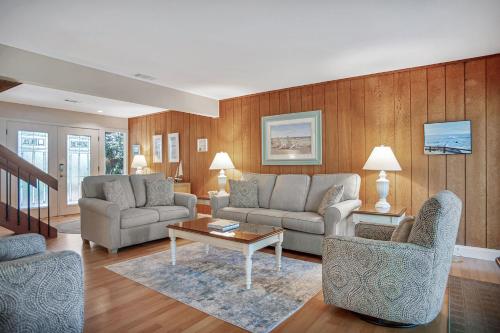 536 Plantation Club Villas at The Sea Pines Resort - photo 13