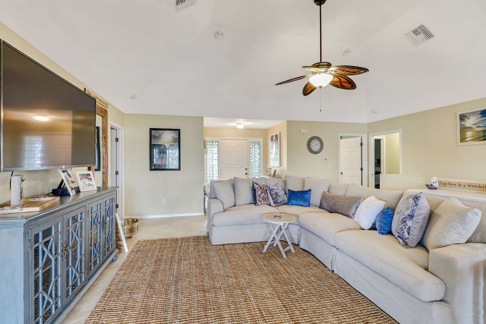 4865 Regal Dr - photo 14