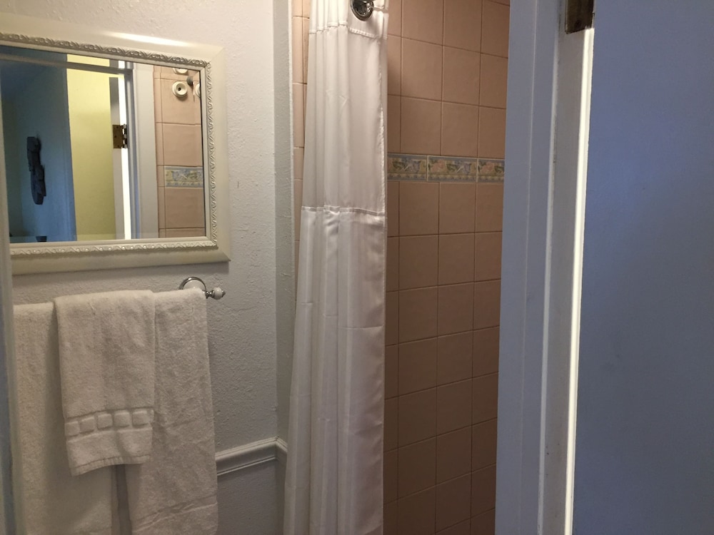 Seacrest Inn - photo 109