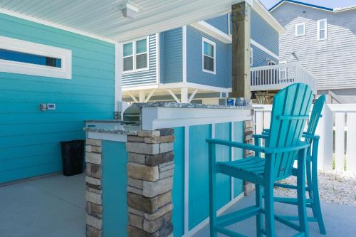 Wait N Sea by Oak Island Accommodations - photo 17
