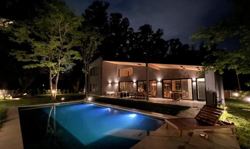 RentUp Diseño exclusivo espacios unicos Tessalia Casa Polo — 4-Star Luxury Hotel in Pilar, Argentina