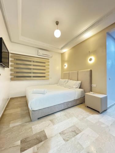 SUITOUISS Agdal 3 Appartement à 2 minutes de la gare de train TGV Rabat — 4-Star Luxury Hotel in Rabat, Morocco