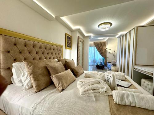 Mare Suites 4 - carbon neutral hotel in Unknown City