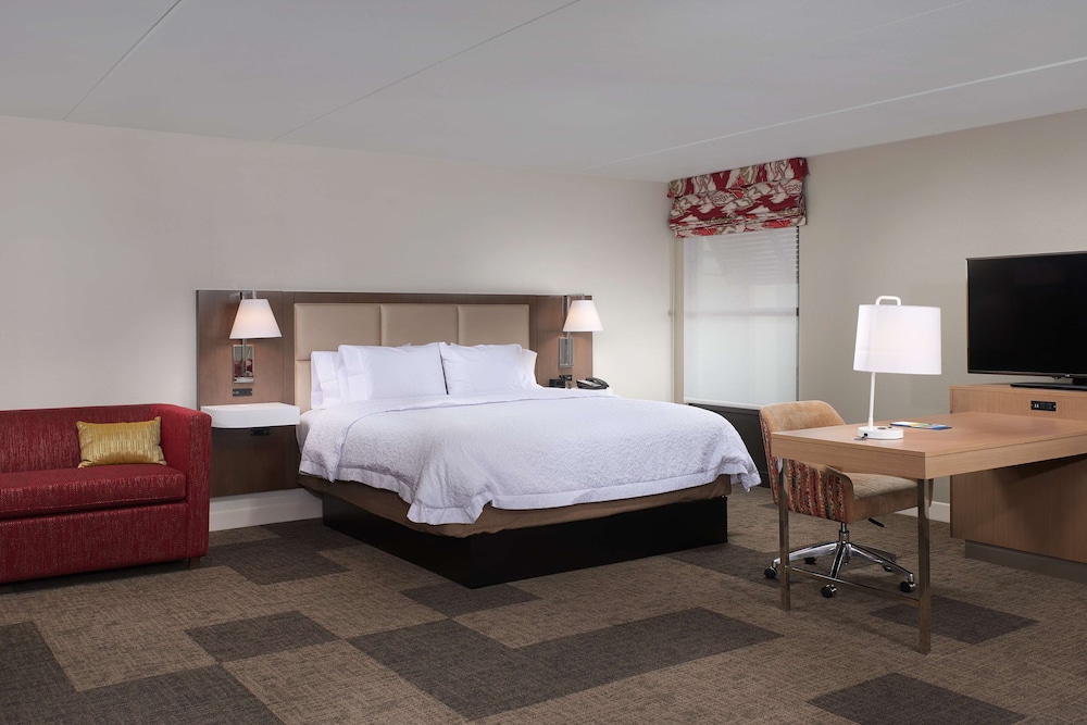 Hampton Inn & Suites Phoenix Scottsdale on Shea Boulevard - photo 9