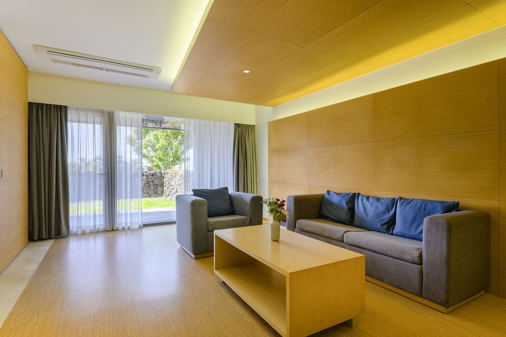 Stanford Hotel and Resort Jeju in Jeju City, South Korea