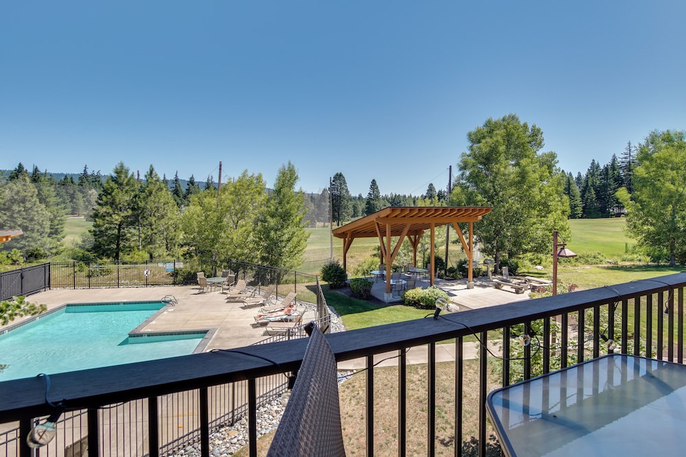 Suncadia Resort Condo with Seasonal Pool Access - photo 15