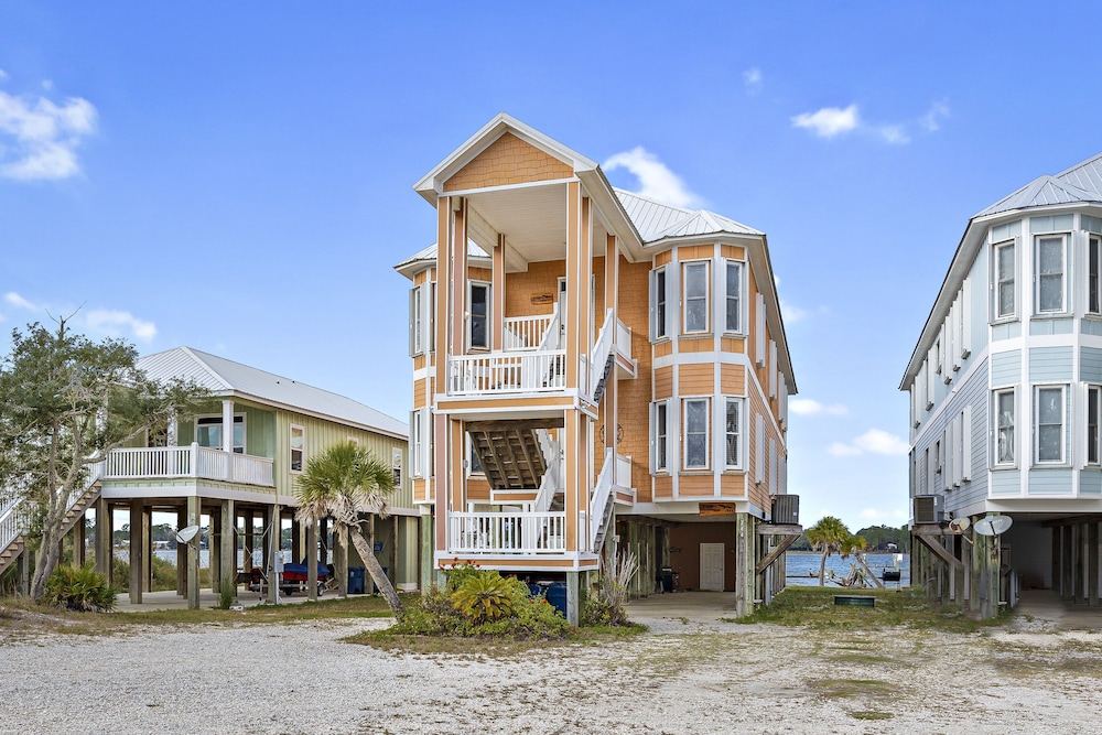 Eagle's Nest — 4-Star Luxury Hotel in Gulf Shores, United States
