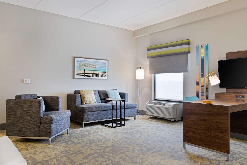 Hampton Inn Jacksonville I 295 East Baymeadows - photo 19