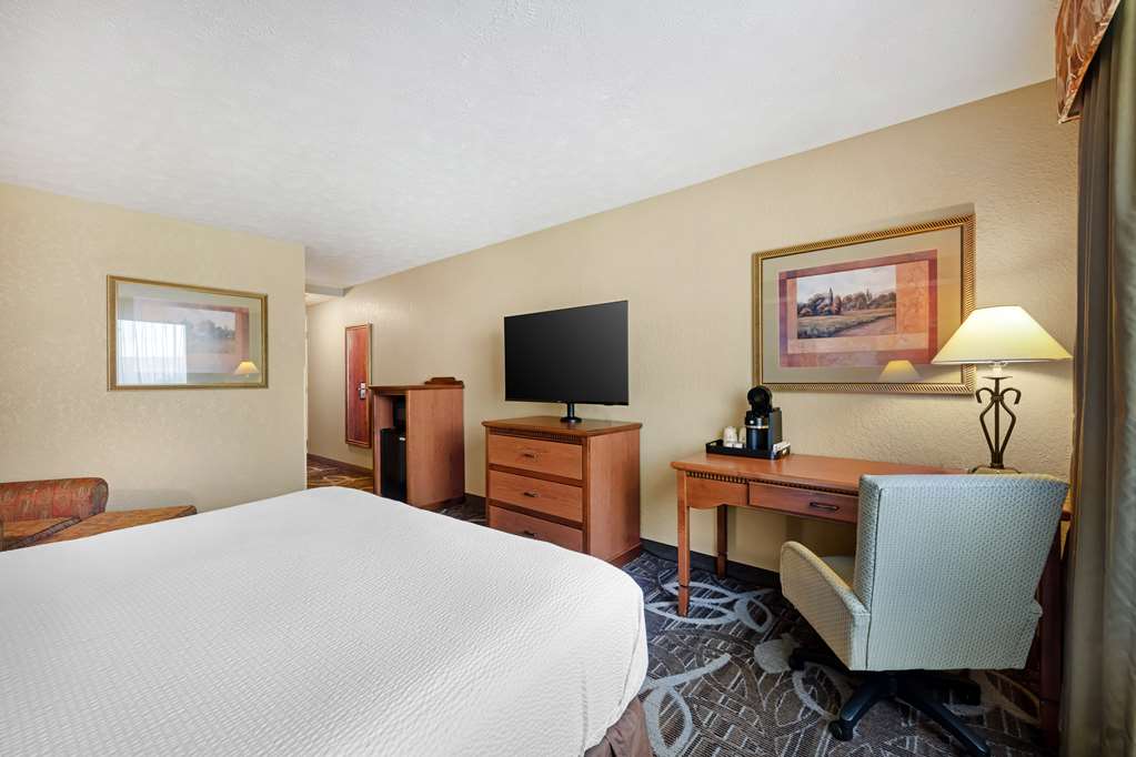 Best Western Plus Mid Nebraska Inn & Suites - photo 15