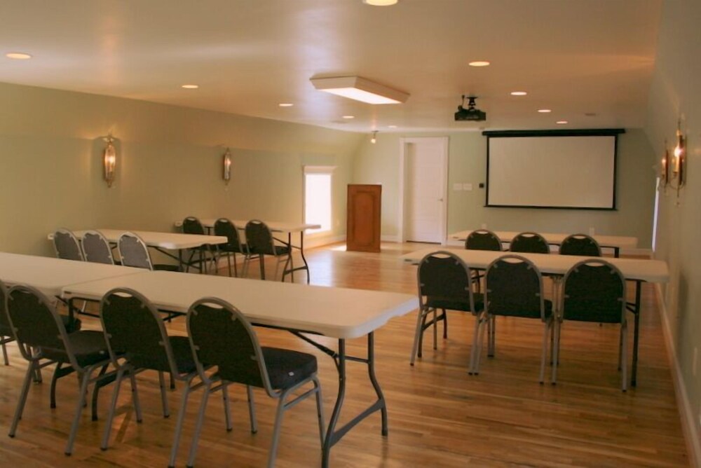 Mountain Cove Farms Resort - photo 21