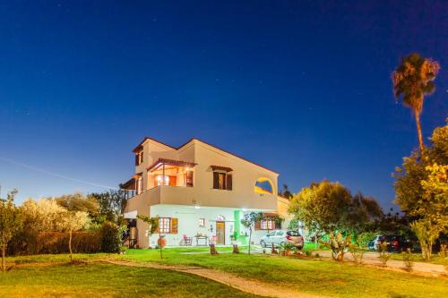 Unique Villa Nearby Kalamata — 4-Star Luxury Hotel in Kalamata, Greece