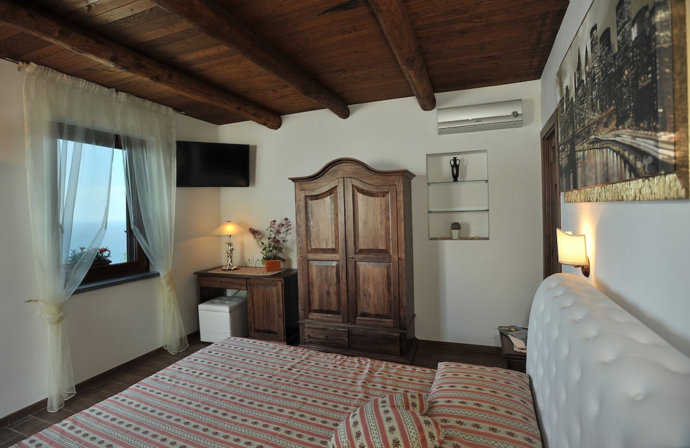 World Center — Amalfi — photo 3