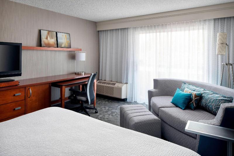 Courtyard by Marriott San Mateo Foster City - photo 71