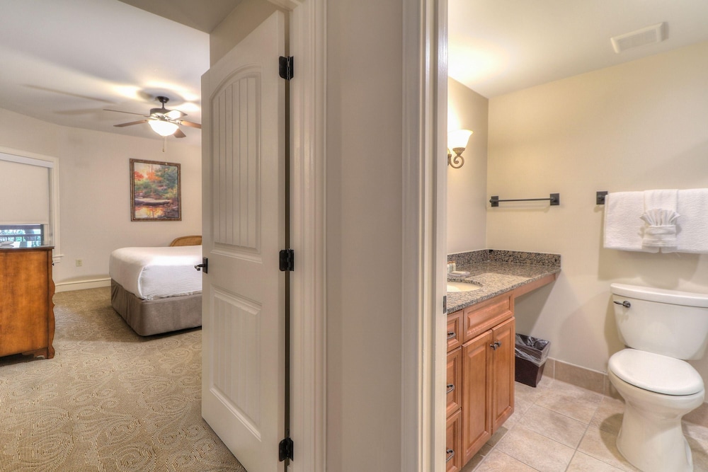 RiverStone Condo Resort & Spa - photo 4