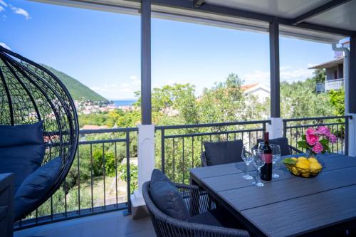 Apartment Fortuna — 4-Star Luxury Hotel in Trpanj, Croatia