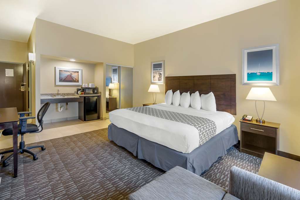 Best Western Naples Plaza Hotel - photo 15
