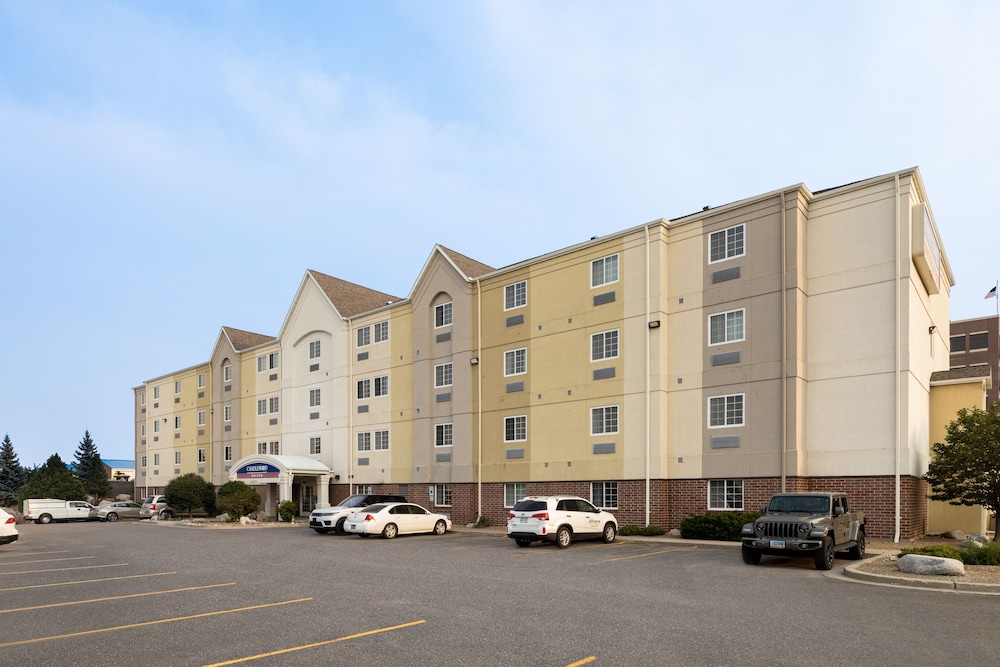 Candlewood Suites Bismarck by IHG - photo 38