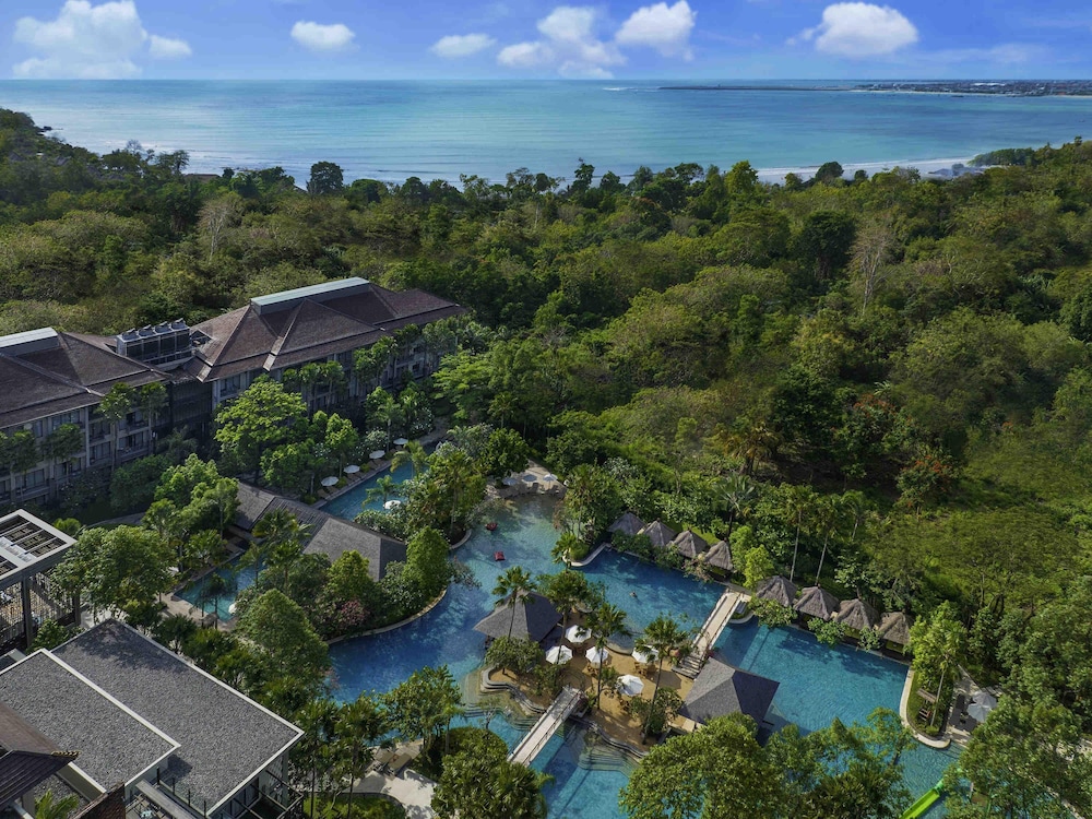 Mövenpick Resort & Spa Jimbaran Bali — 5-Star Luxury Hotel in Jimbaran, Indonesia
