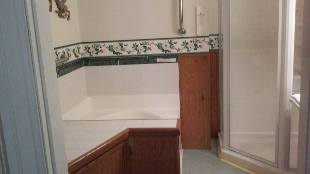Gallets House B&B — Olean — photo 5