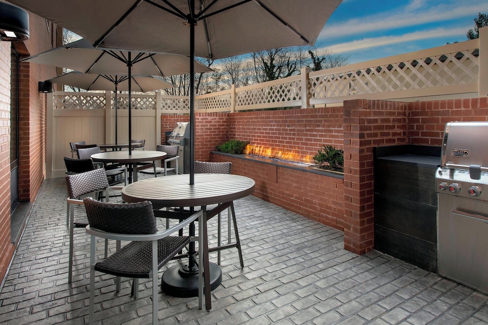 TownePlace Suites by Marriott College Park - photo 30