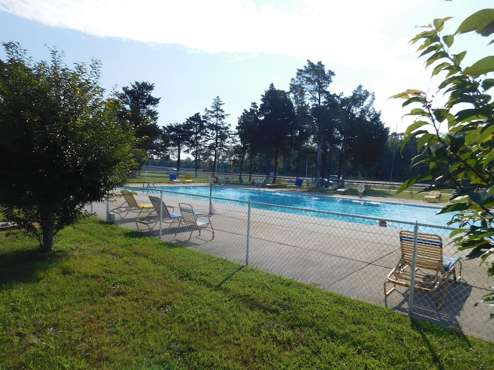 Hyland Motor Inn - photo 38