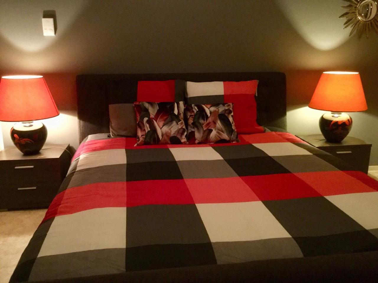 B&B East&West — 4-Star Luxury Hotel in Ieper, Belgium