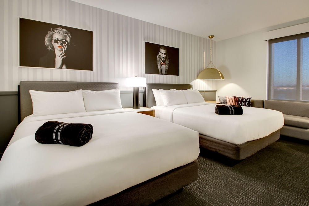 The Rose Chicago Tapestry Collection by Hilton - photo 6