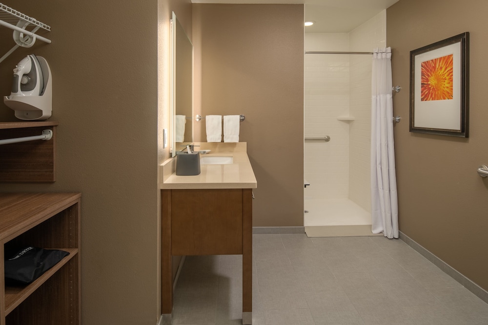 Staybridge Suites Hillsboro North by IHG - photo 15