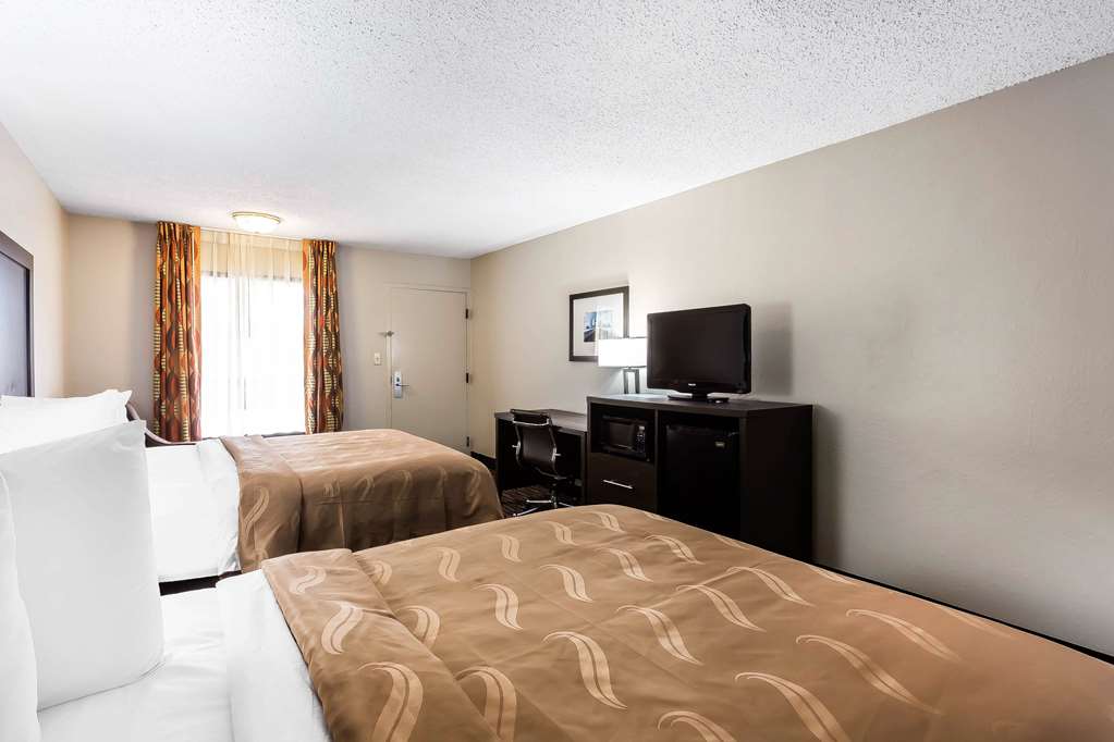 Quality Inn & Suites Mooresville Lake Norman - photo 8