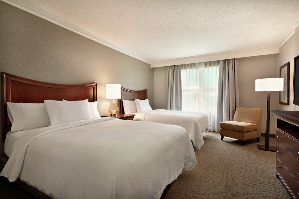Embassy Suites by Hilton Brunswick - photo 9