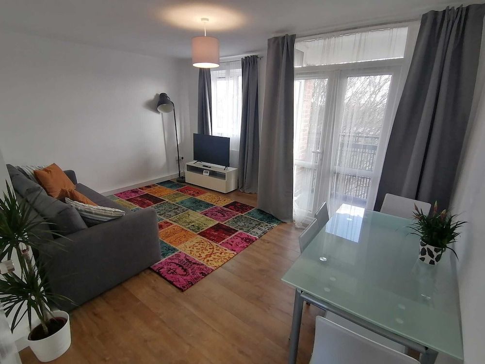 White City Apartment your London stay — 4-Star Luxury Hotel in London, United Kingdom