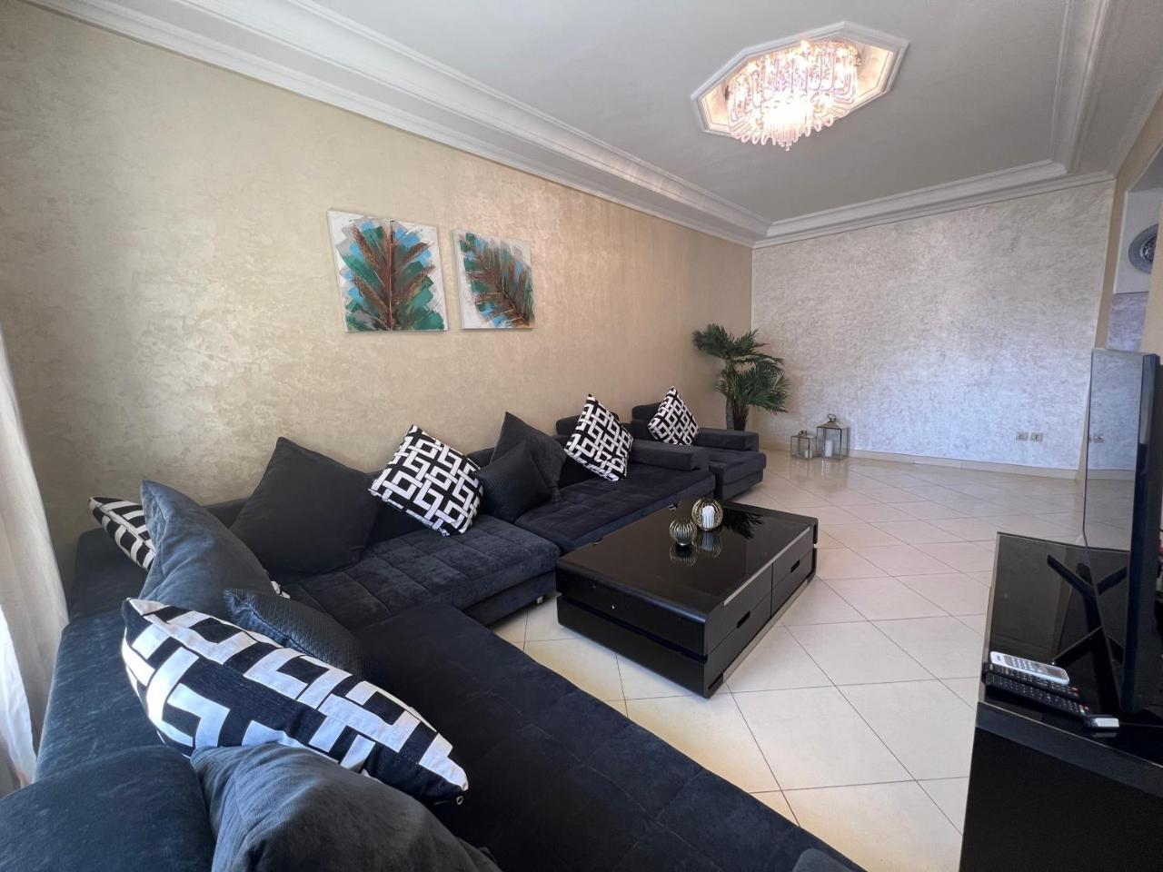 Appartement sur la corniche — 4-Star Luxury Hotel in Tangier, Morocco