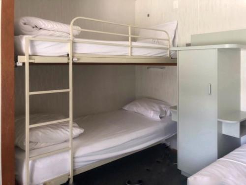 Alexandra Parklife Studio 3 — Alexandra — photo 4
