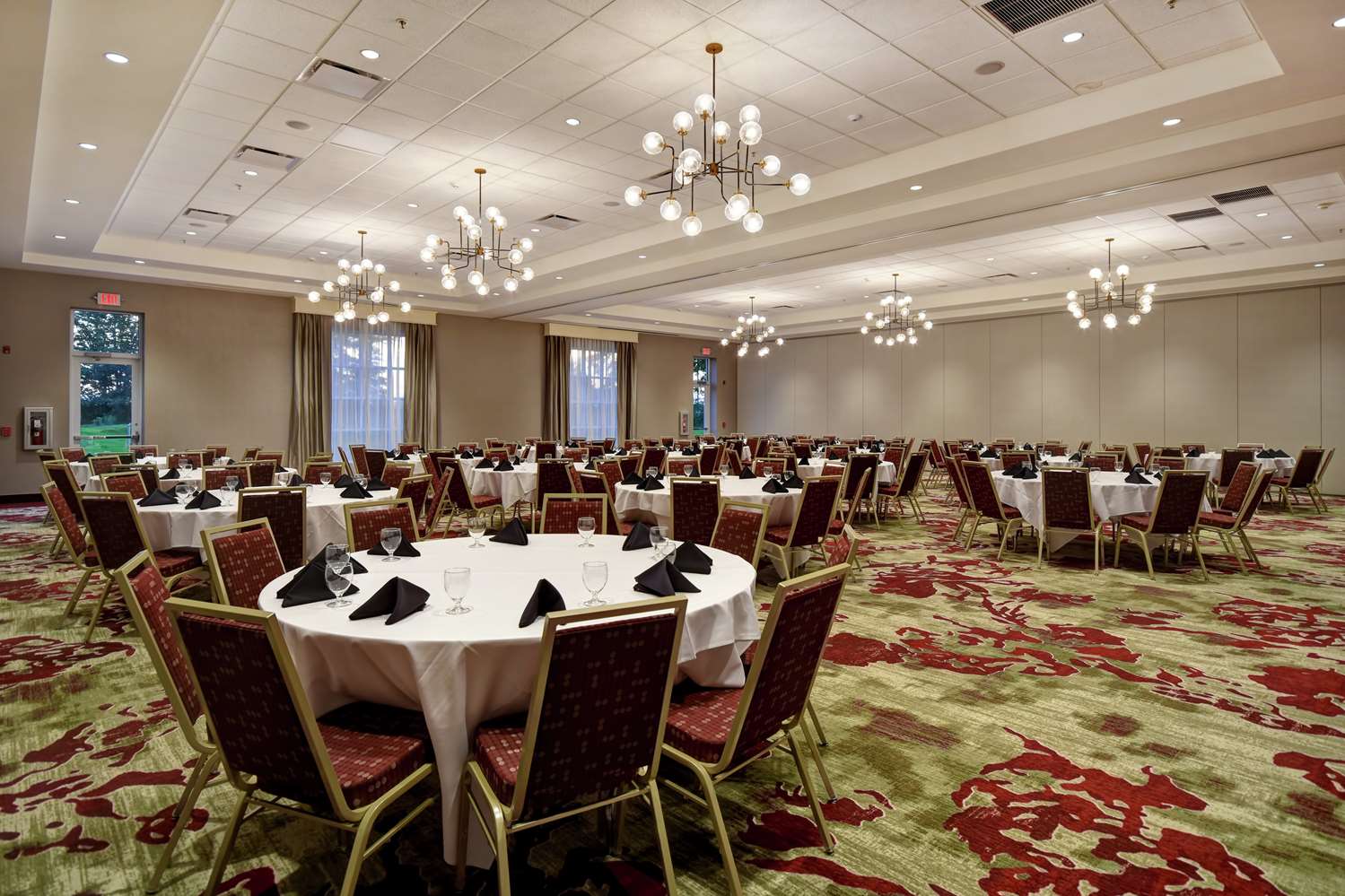 Hilton Garden Inn Lansing West - photo 20
