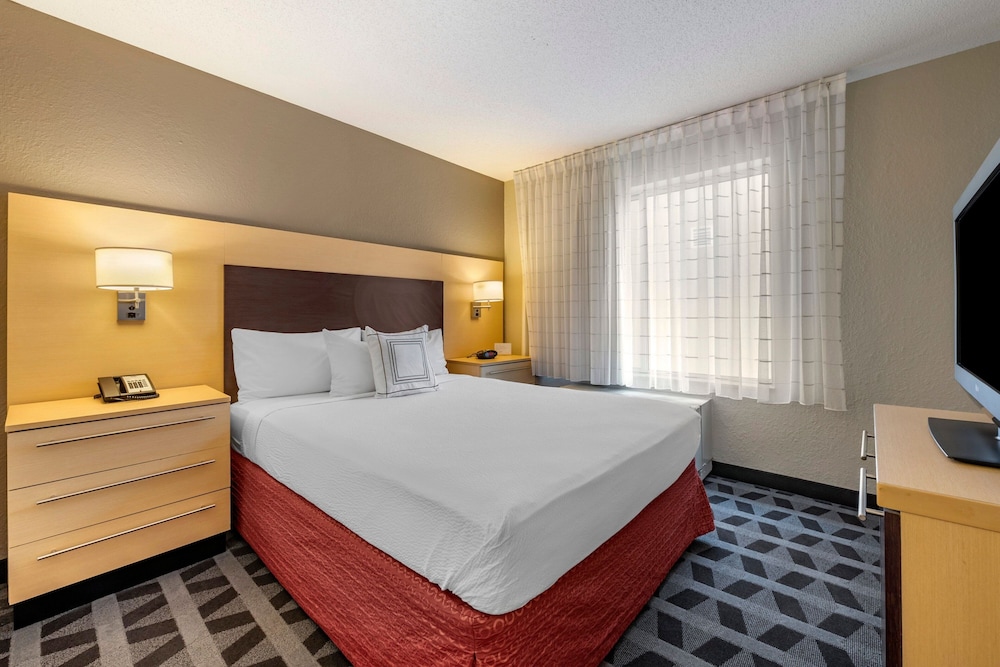 TownePlace Suites by Marriott Vincennes - photo 7