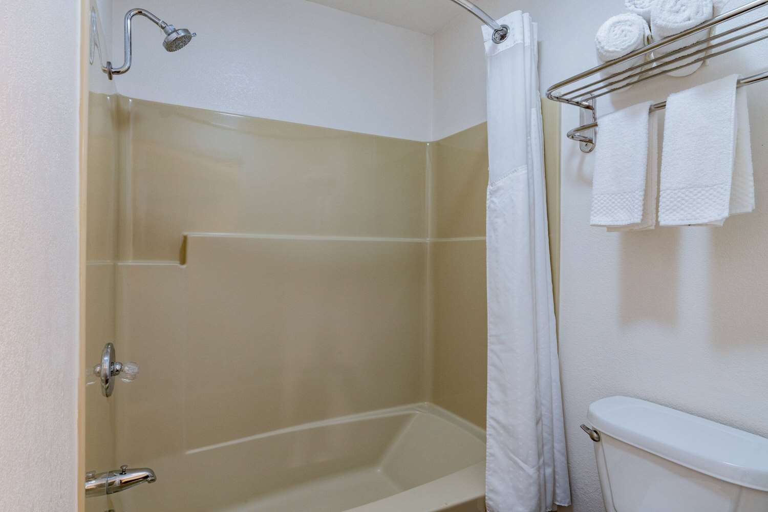 The Orchard Hotel Ukiah Mendocino County - photo 30