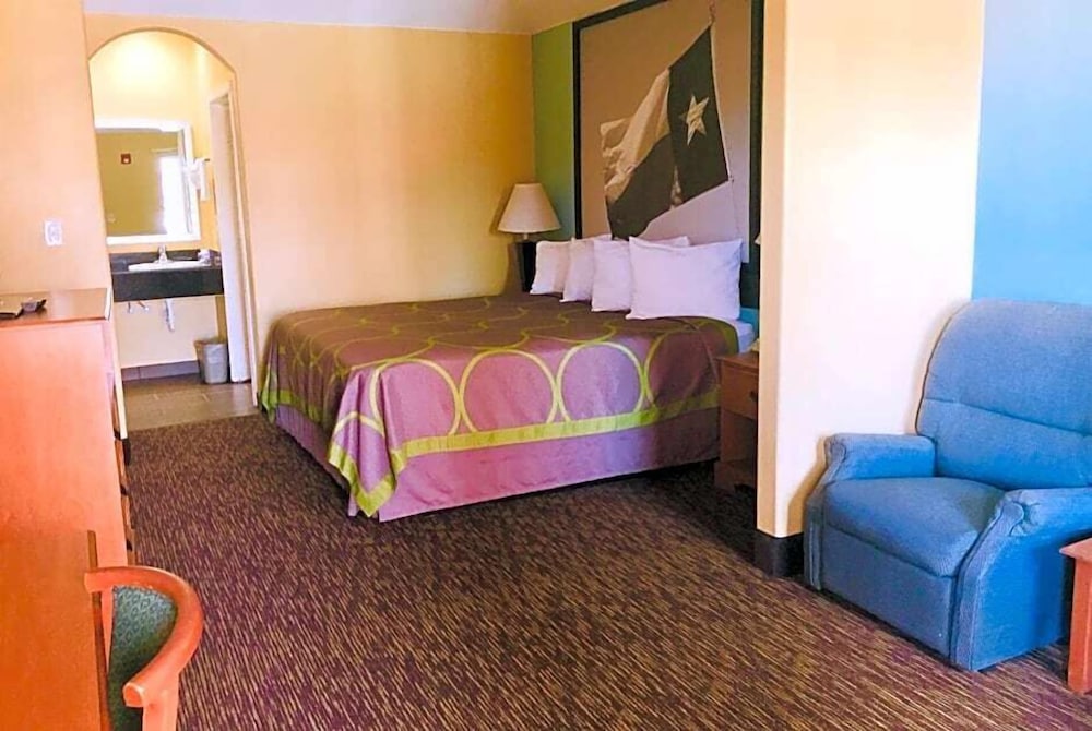 Quality Inn Montgomery Lake Conroe — Montgomery