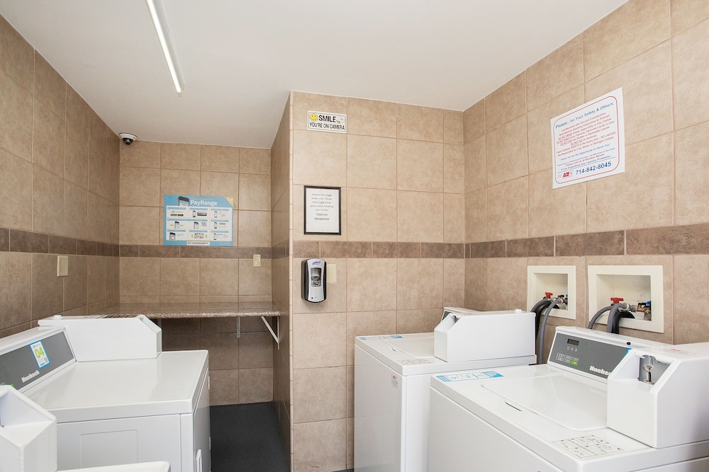 Stanford Inn & Suites Anaheim - photo 30